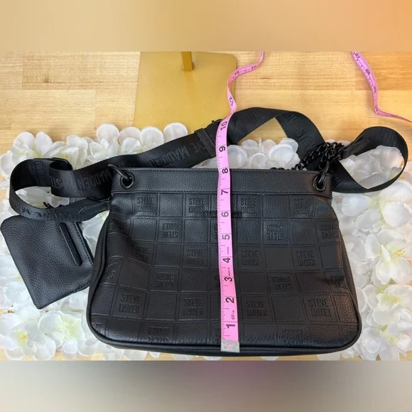 Steve Madden Black  Quilted style Crossbody Bag with Chain Strap - Picture 10 of 12